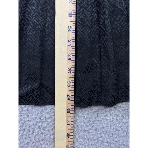 Vintage Raul Blanco Black 100% Silk Skirt Women's Size 8 (26x30) Midi - Picture 6 of 11